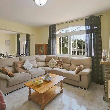 3314 Belinda Casas de Torrat